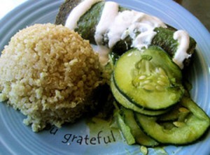 Teller mit veganischen Enchiladas © flickr / digiyesica